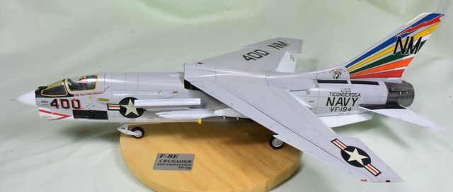 F-8E_3